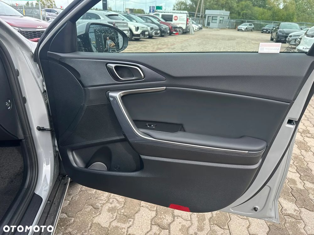 Kia XCeed 1.6 T-GDI M DCT - 22