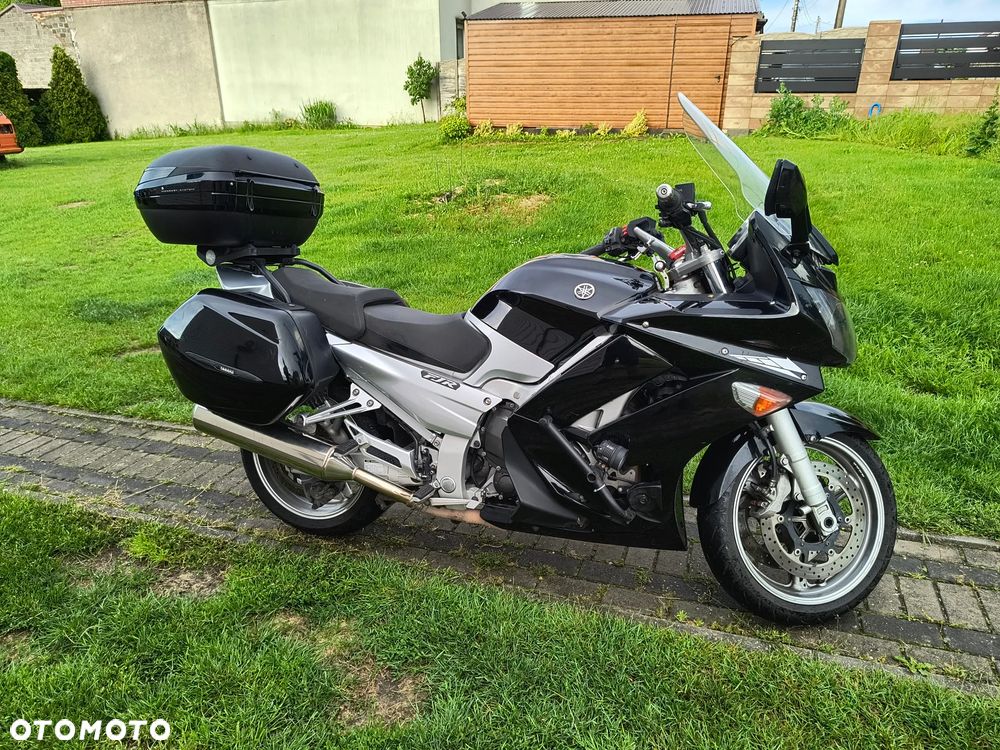 Yamaha FJR - 9