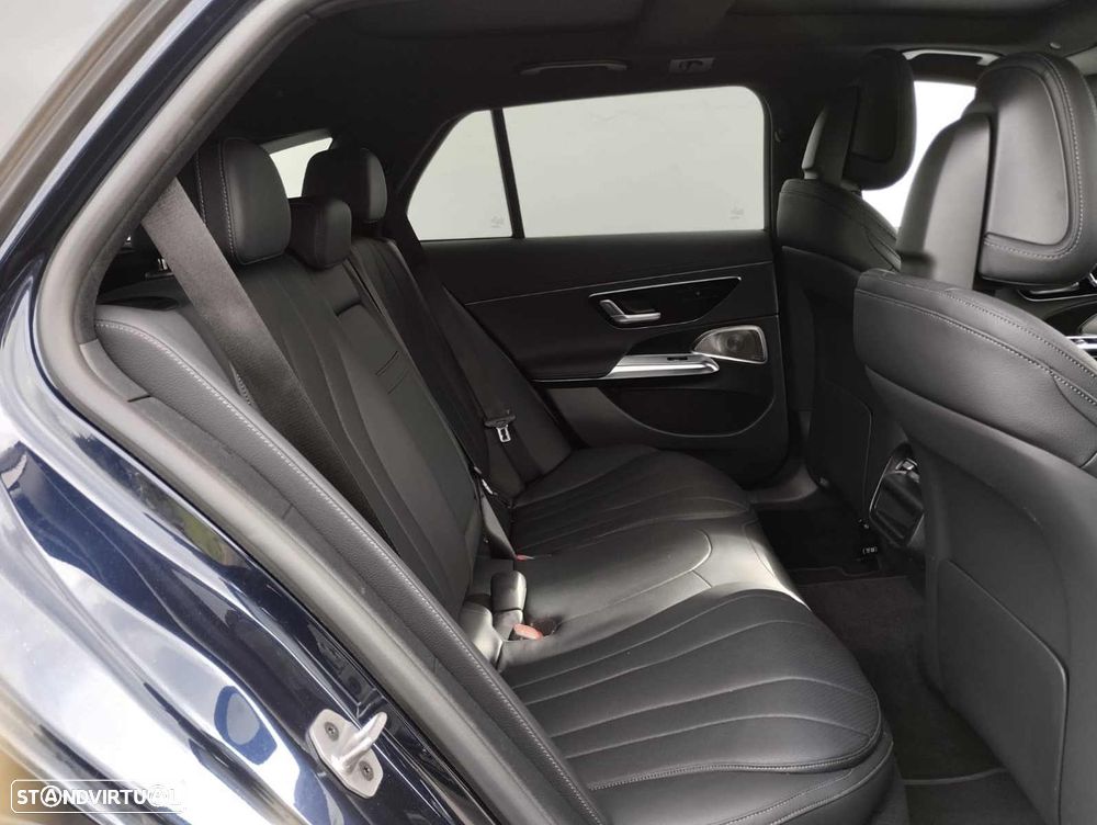 Mercedes-Benz E 300 de 4Matic All-Terrain - 11