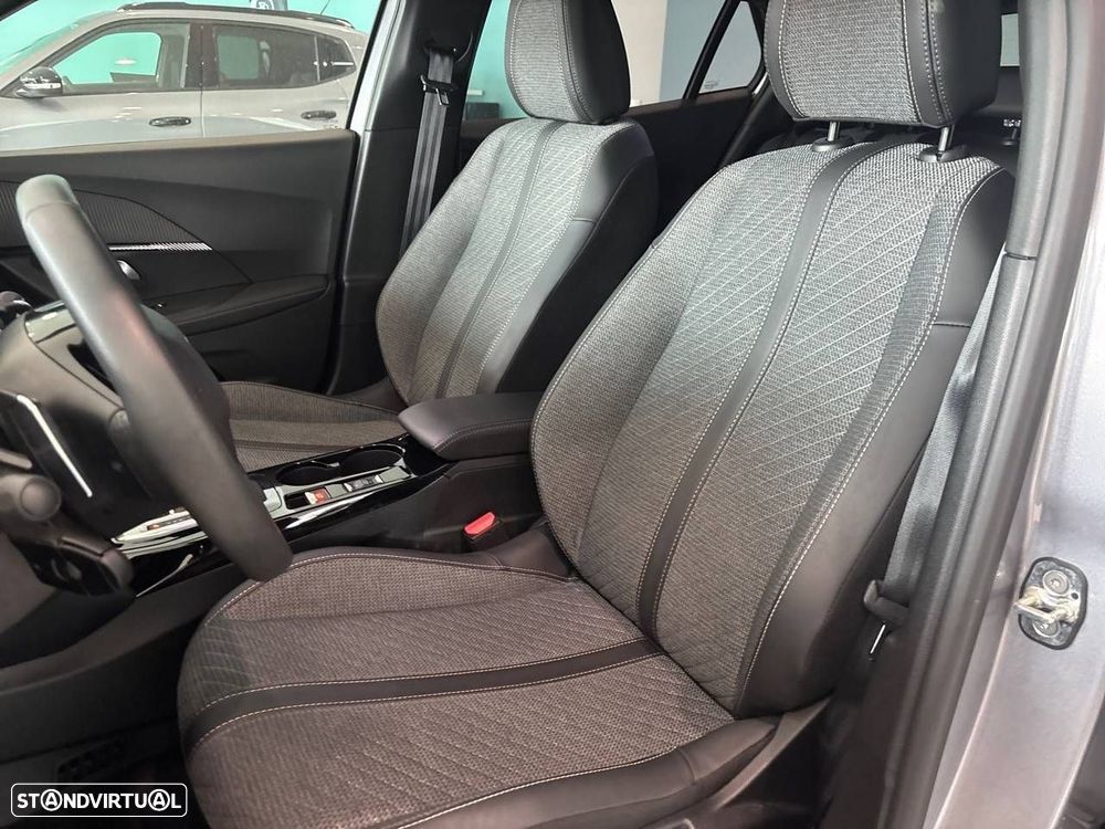 Peugeot 2008 1.2 Hybrid Allure e-DCS6 - 9