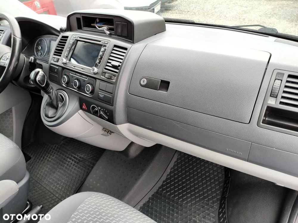Volkswagen Transporter - 21