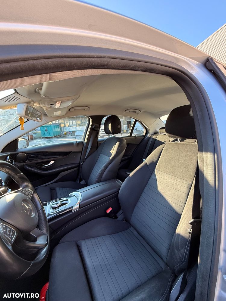 Mercedes-Benz C - 9