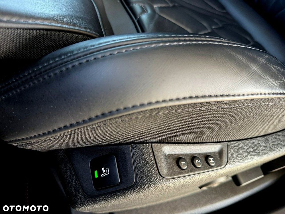 Peugeot 5008 - 19