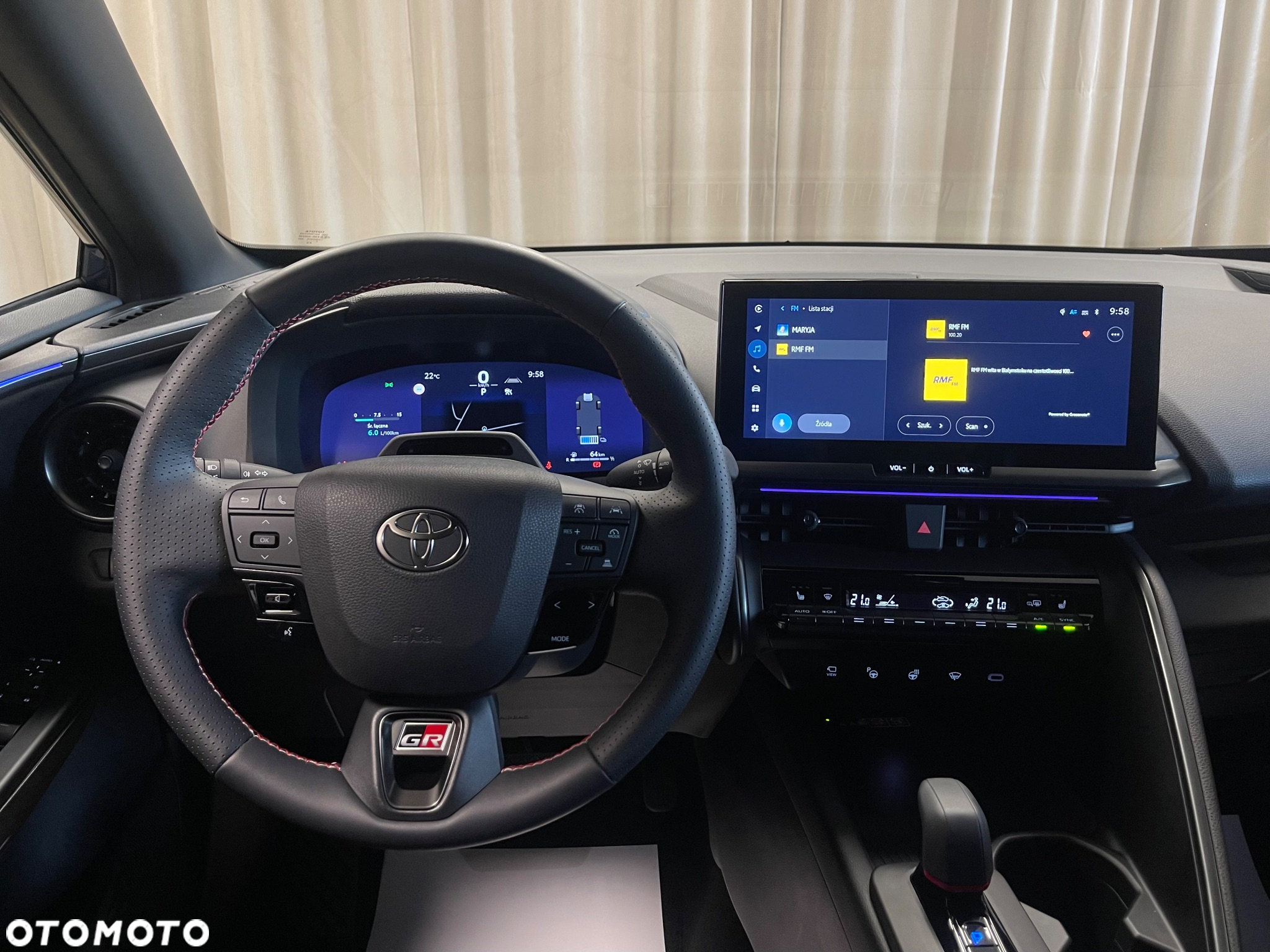 Toyota C-HR - 9