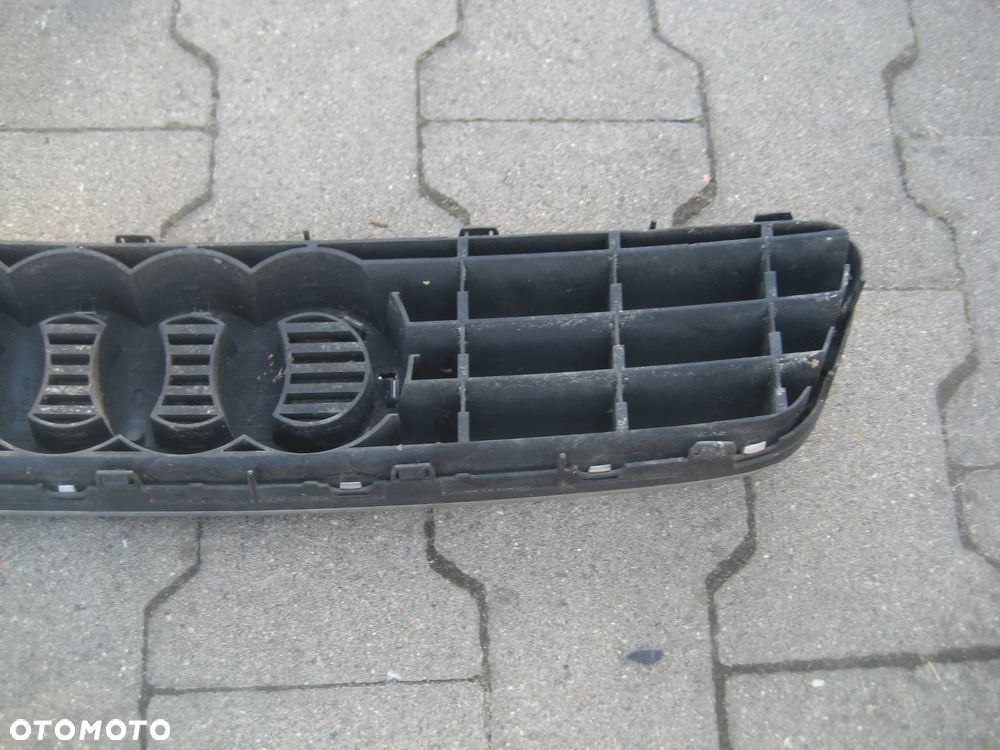 audi a3 8l0 96-99r atrapa grill 8l0807683 - 5