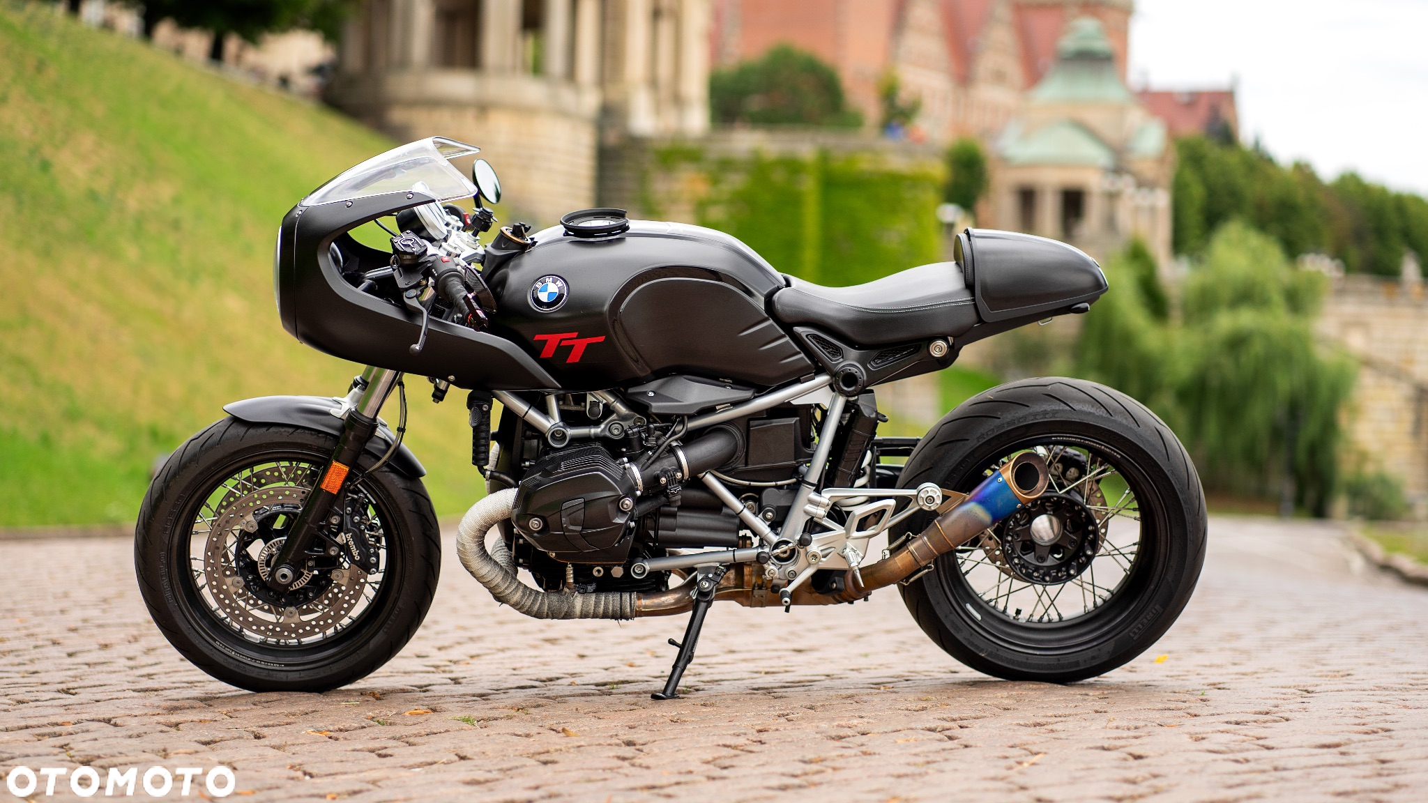 BMW R - 11