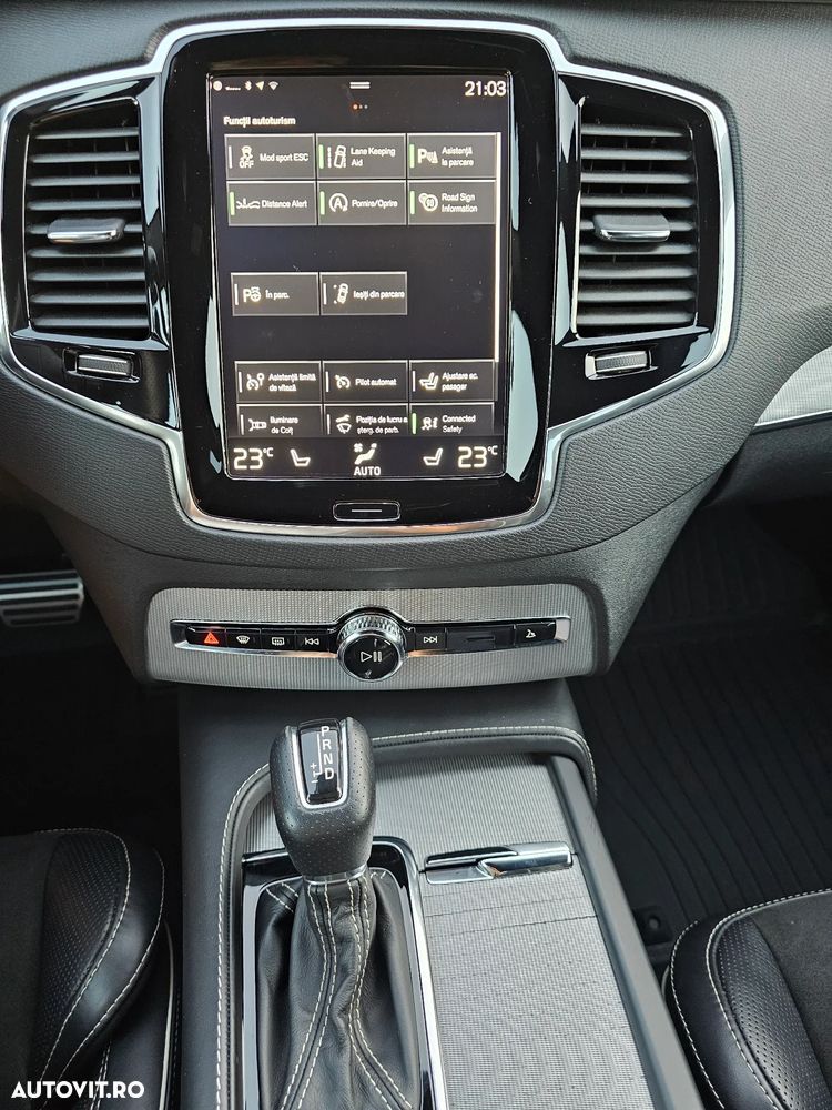 Volvo XC 90 D5 AWD R-Design - 11