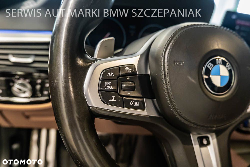 BMW Seria 5 530d xDrive M Sport sport - 17