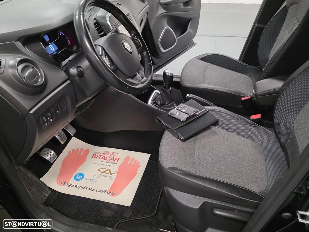 Renault Captur - 27
