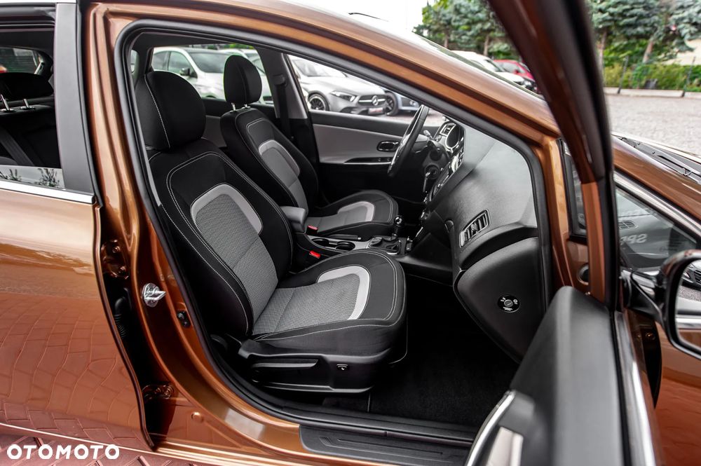Kia Ceed 1.6 GDI DCT Vision - 31