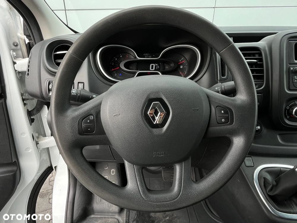 Renault Trafic - 18