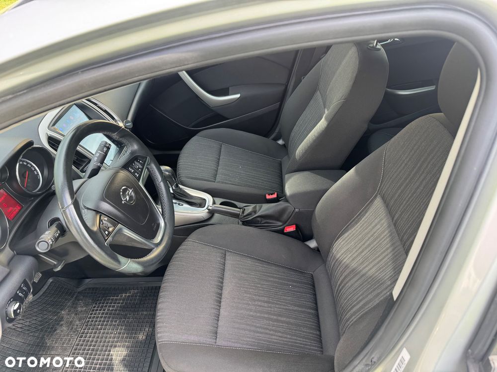 Opel Astra IV 1.6 Cosmo - 20