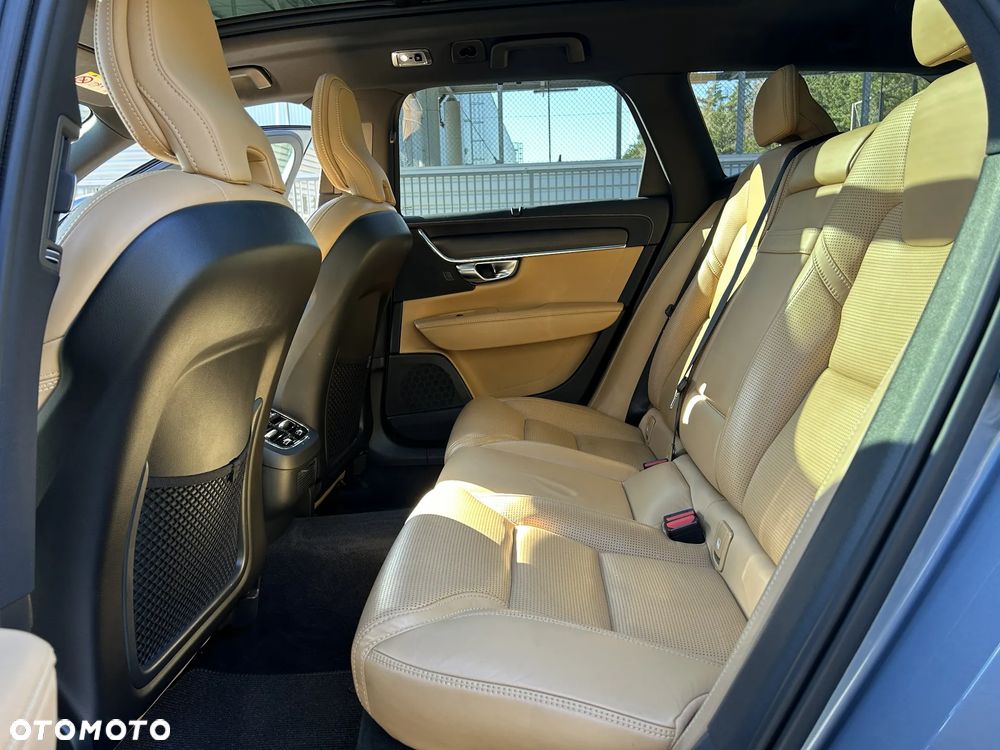 Volvo V90 D5 AWD Inscription - 19