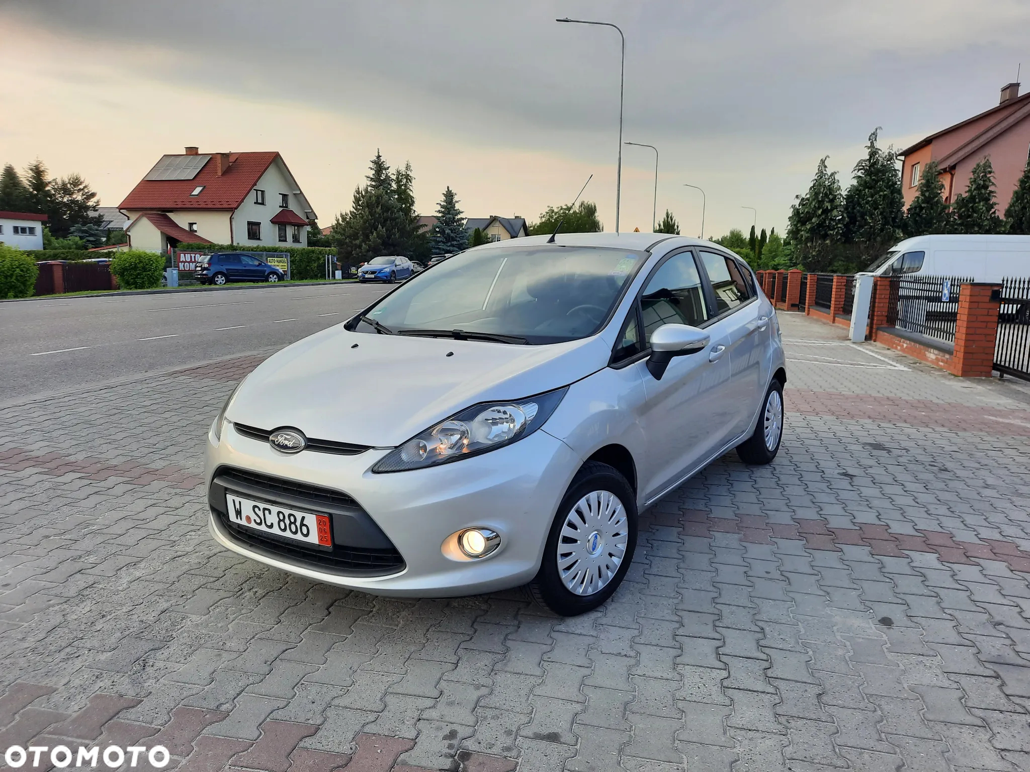 Ford Fiesta 1.25 Ambiente - 2
