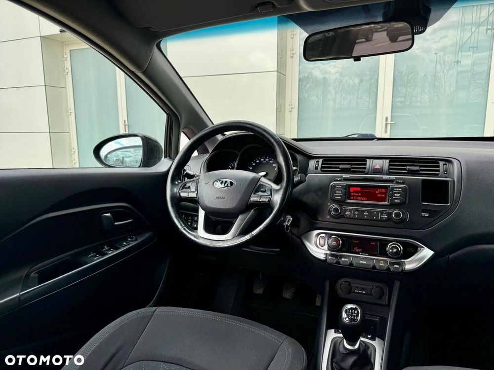 Kia Rio 1.4 M - 5