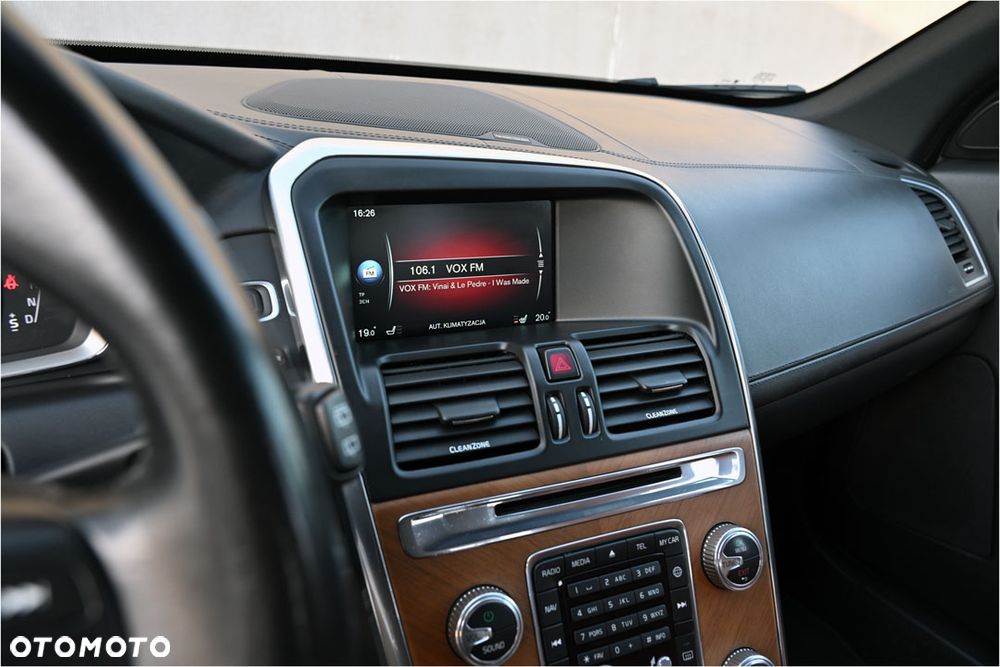 Volvo XC 60 D4 Geartronic Inscription - 23