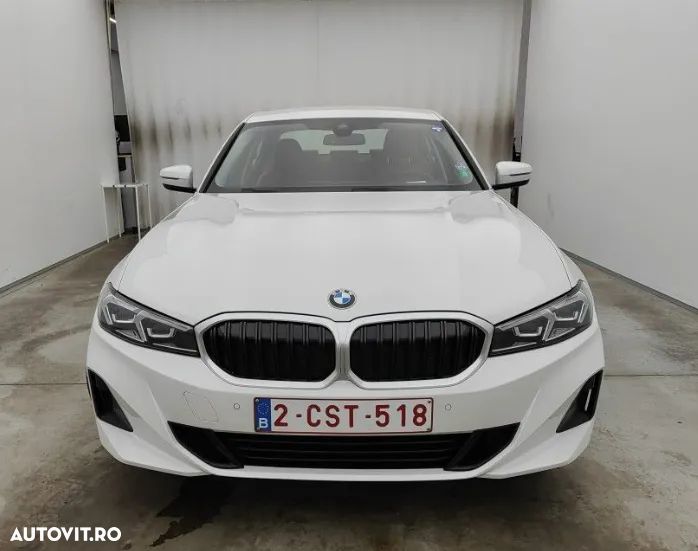 BMW 3 Series 2023 — imagine 11