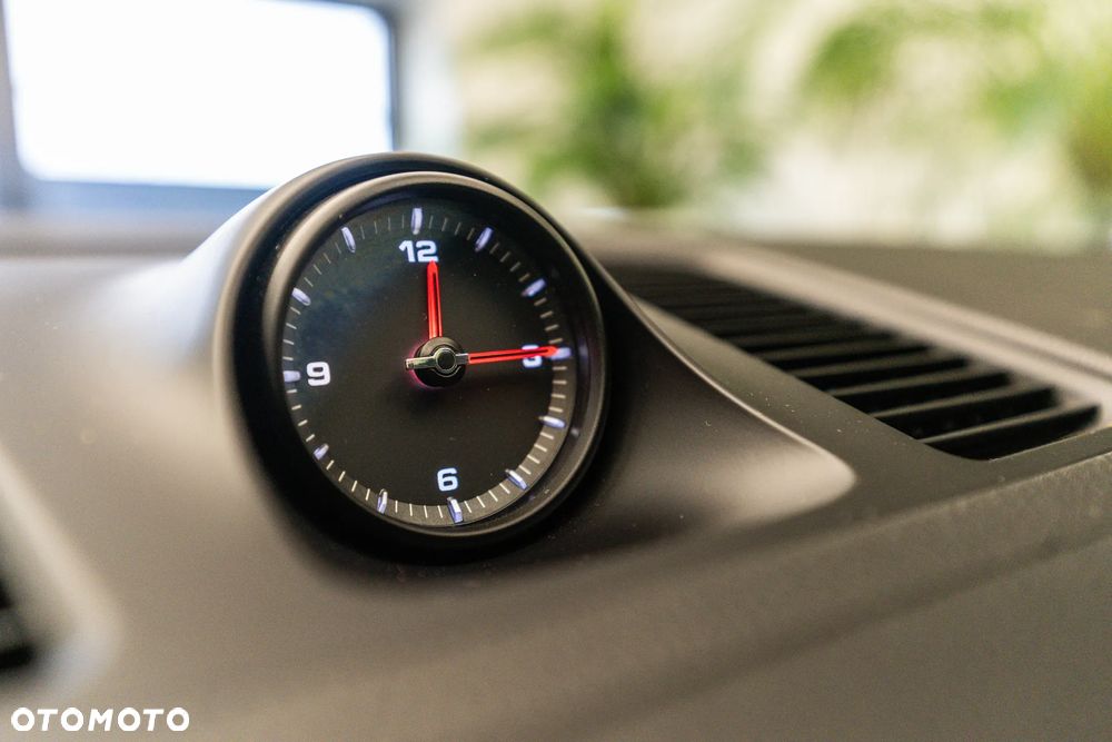 Porsche Cayenne Platinum Edition - 21