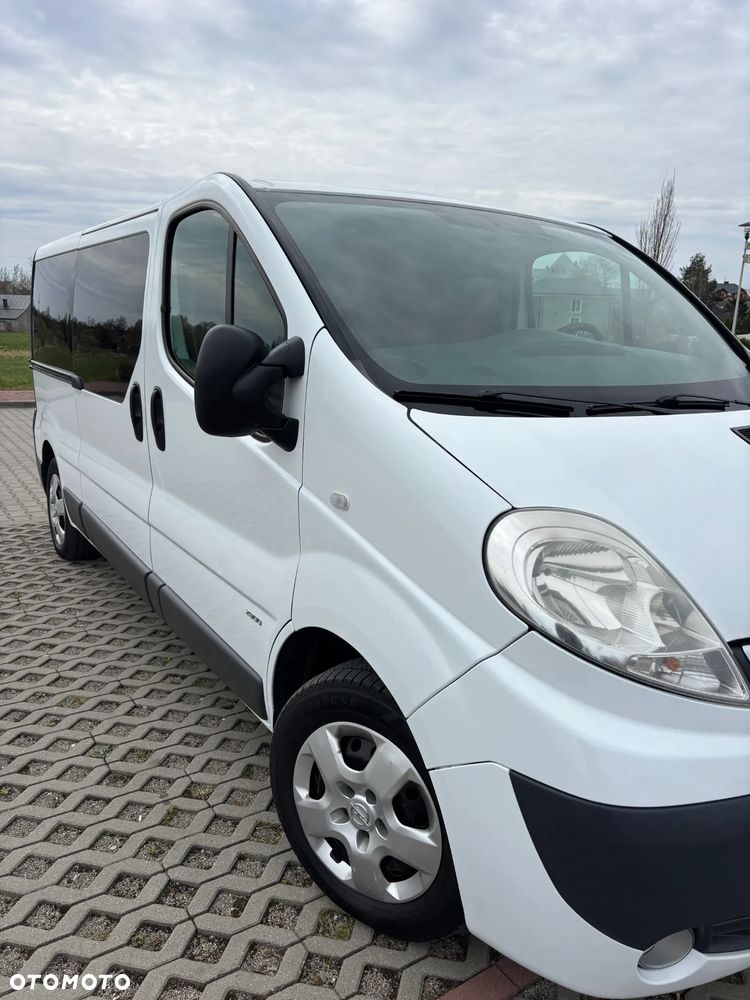 Opel Vivaro - 2