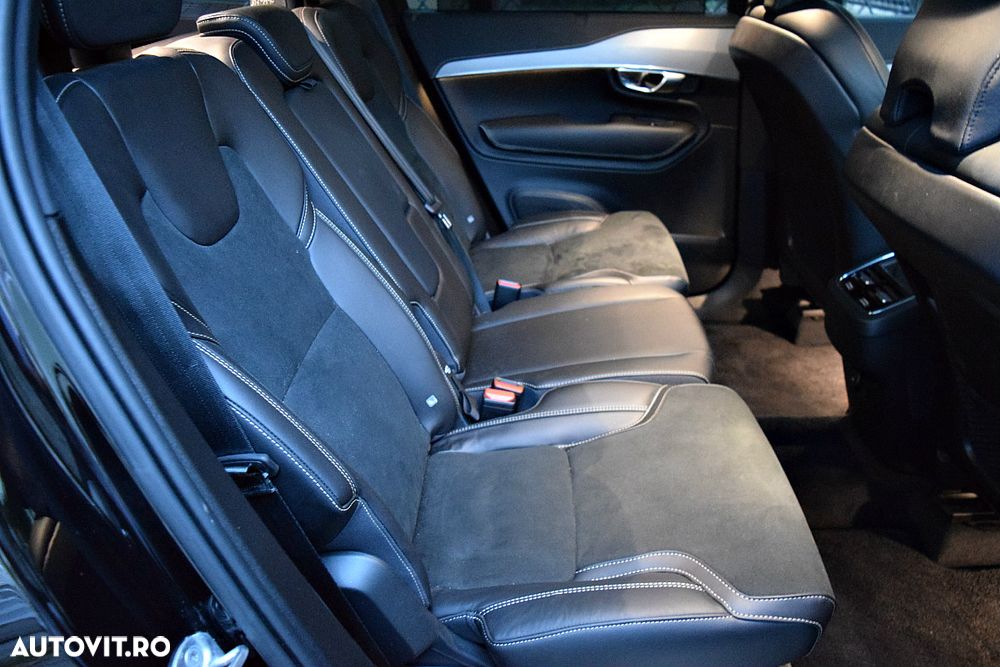 Volvo XC 90 B5 D AWD Plus Dark - 25