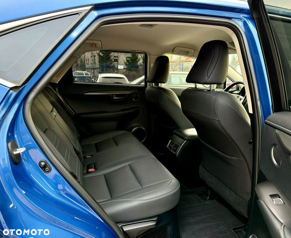Lexus NX - 12