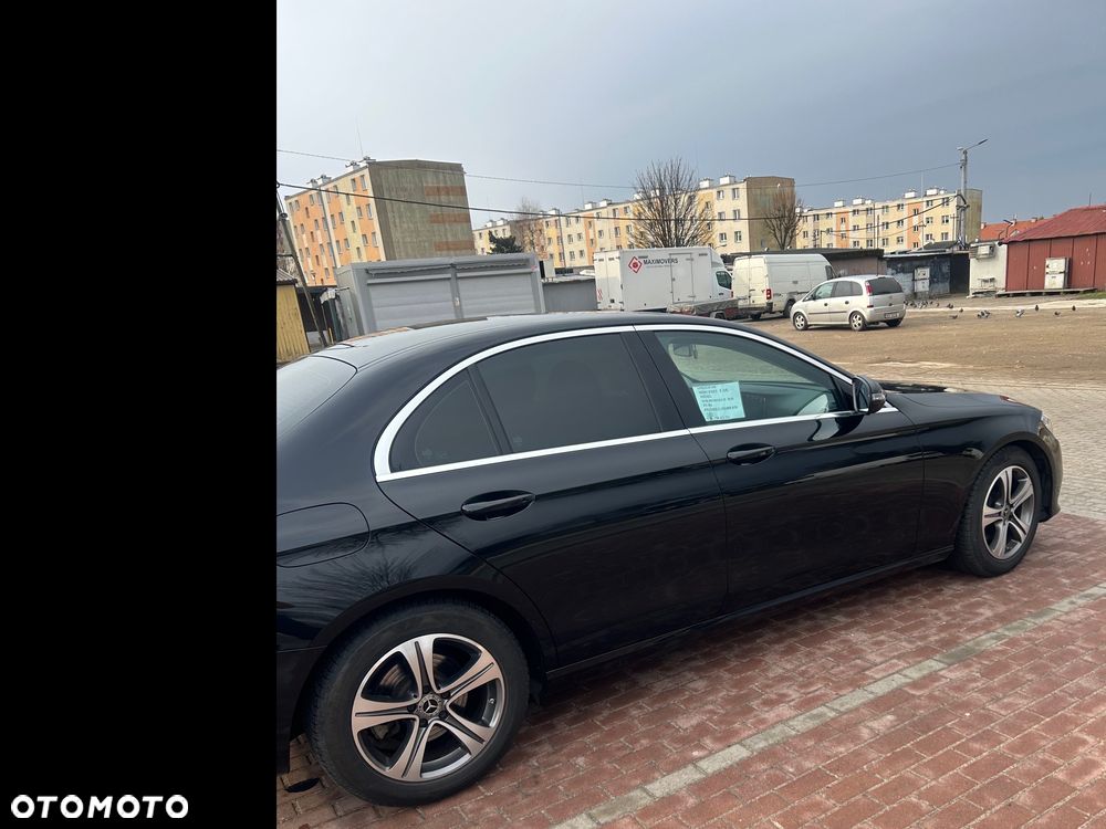 Mercedes-Benz Klasa E 220 d 9G-TRONIC - 2