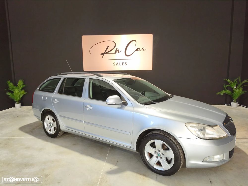 Skoda Octavia Break 1.6 TDi Elegance DSG - 1