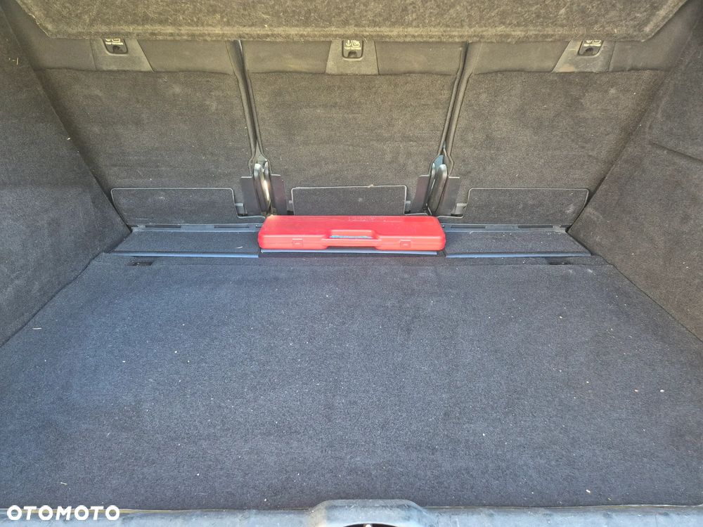 Citroën C4 Picasso - 9