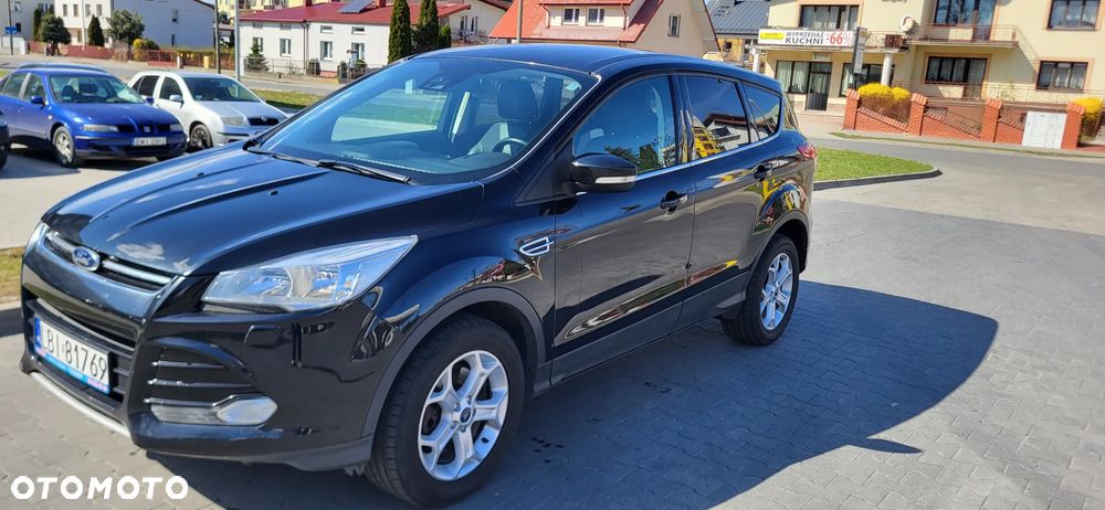 Ford Kuga 2.0 TDCi 4WD Titanium - 4