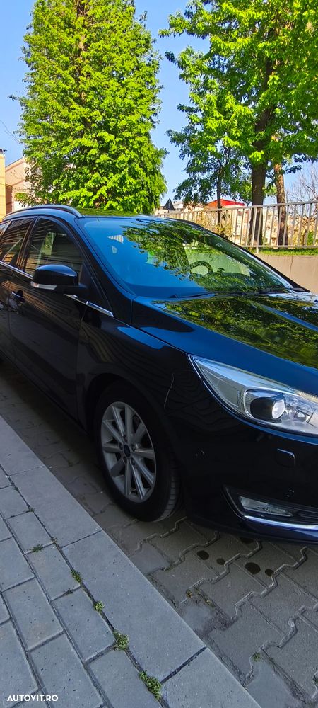 Ford Focus 1.5 EcoBlue Start-Stopp-System Aut. TITANIUM - 4