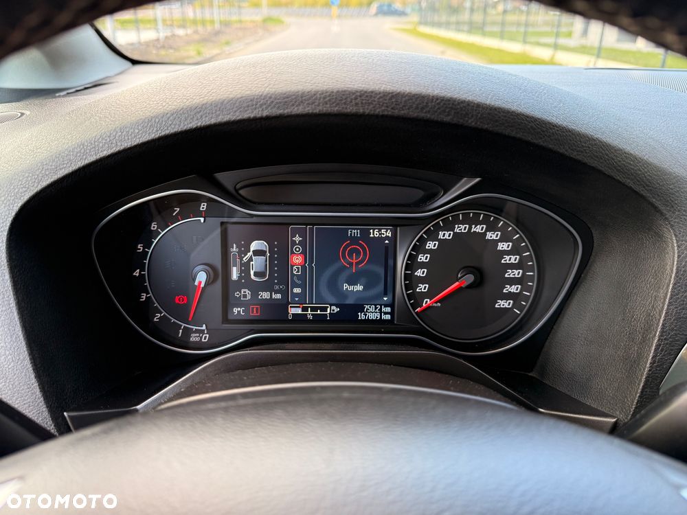 Ford S-Max 2.0 T Titanium - 35