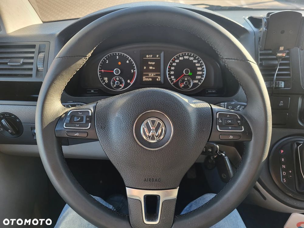 Volkswagen Transporter - 22