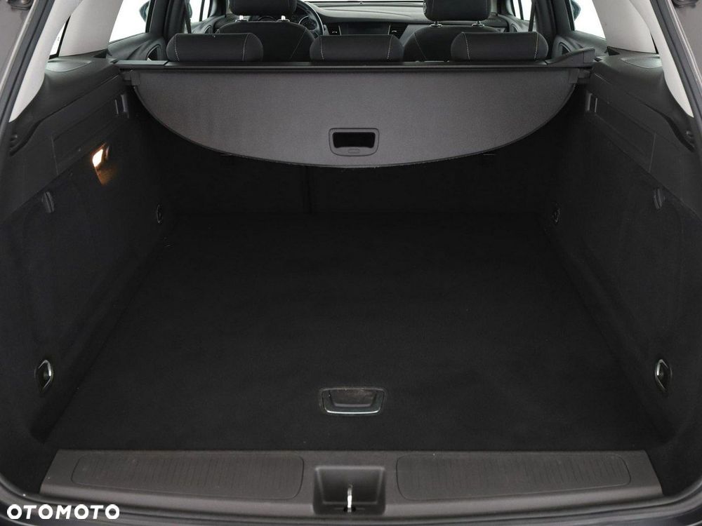 Opel Astra 1.4 T Elite S&S - 21