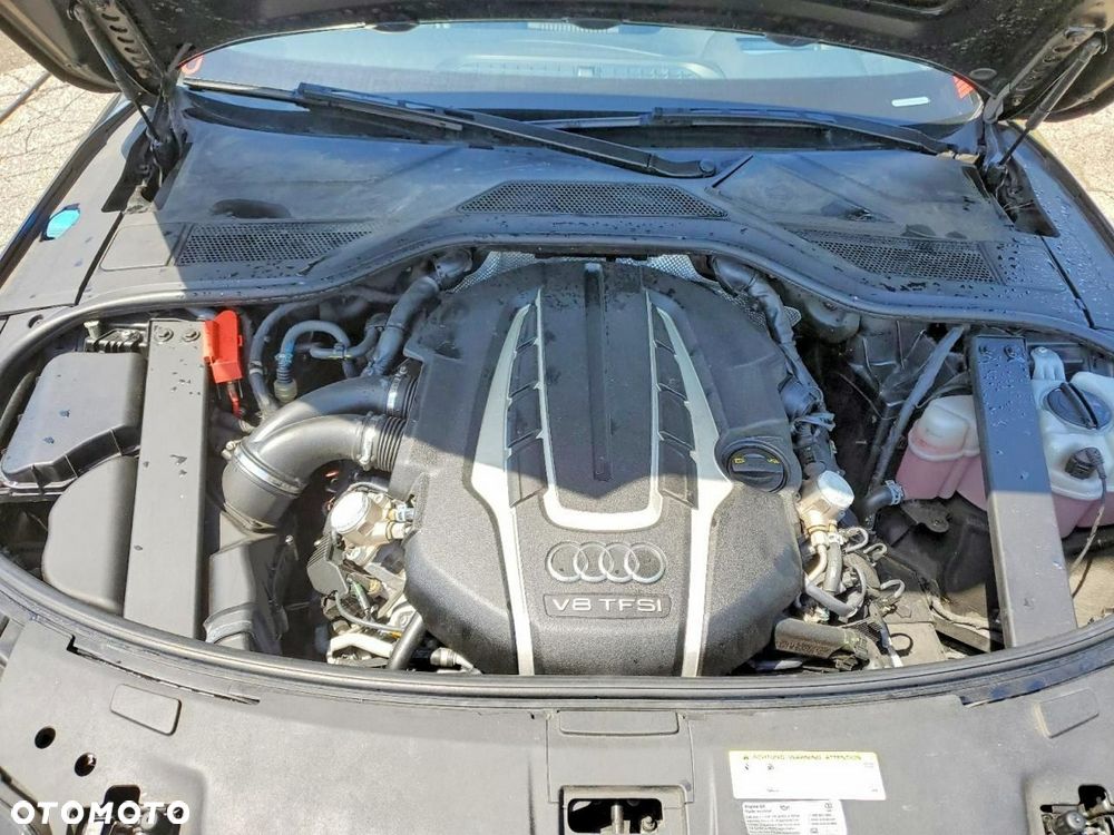 Audi A8 4.0 TFSI L Quattro - 11