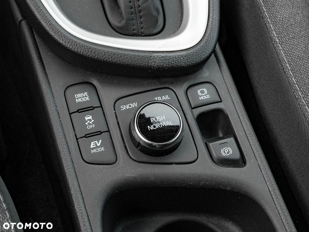 Toyota Yaris Cross - 18