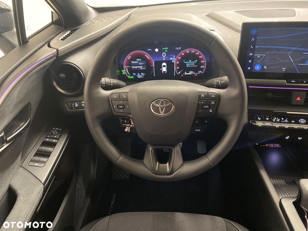 Toyota C-HR - 12