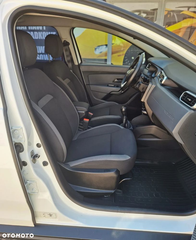 Dacia Duster SCe 115 2WD Essential - 10