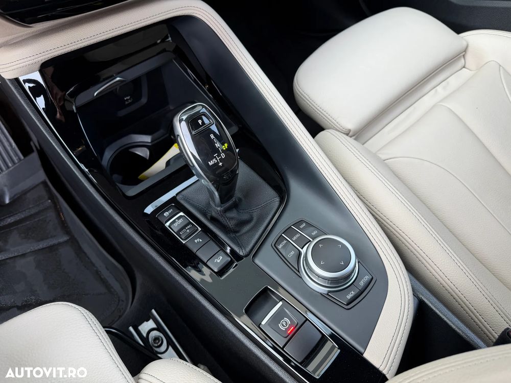 BMW X1 xDrive20d AT - 26