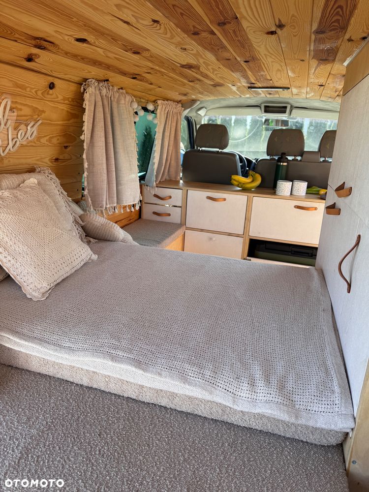 Volkswagen Transporter Standard - 12