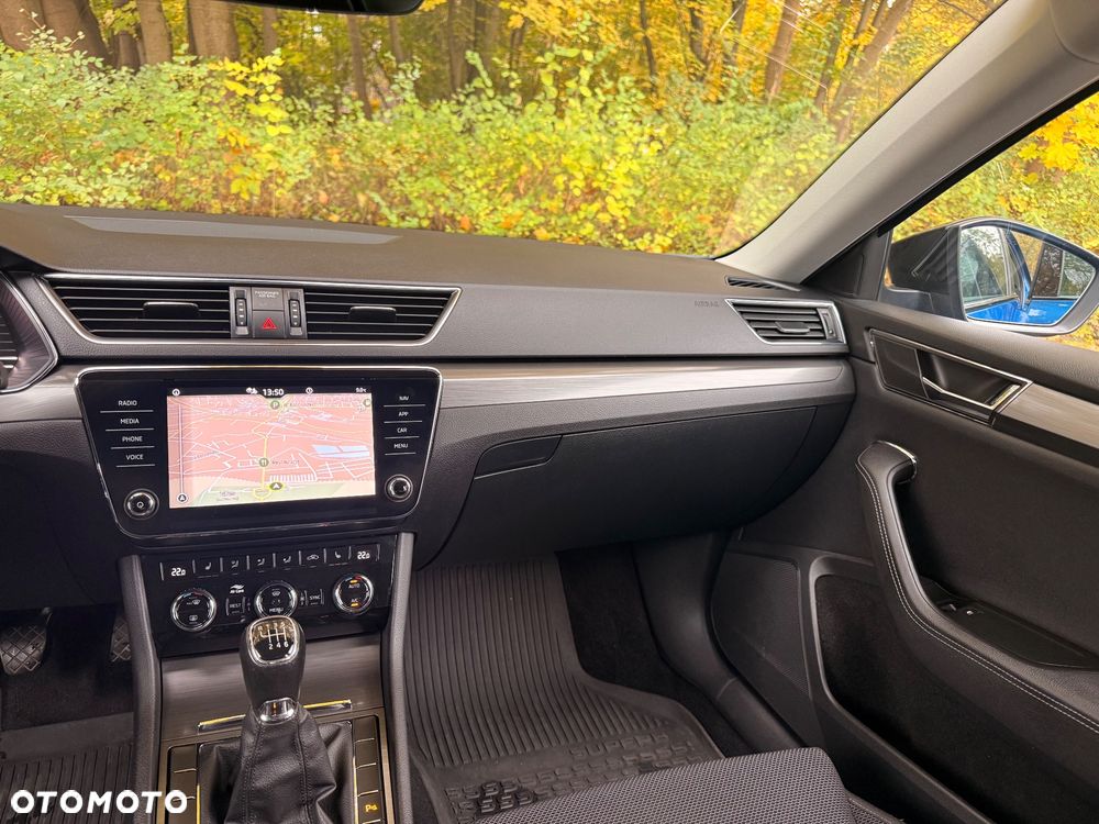 Skoda Superb 2.0 TDI SCR Style - 17