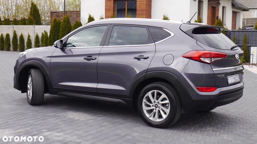 Hyundai Tucson blue 1.7 CRDi 2WD Intro Edition - 8