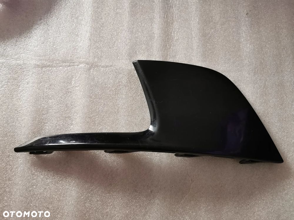 Porsche 911 992 GTS Listwa zderzaka prawa prawy tył 992807952