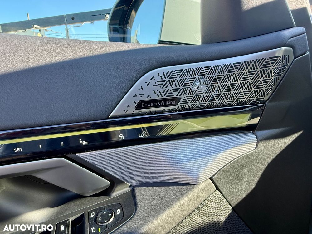 BMW Seria 5 550e xDrive AT PHEV - 24