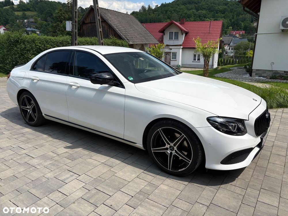 Mercedes-Benz Klasa E 220 d 9G-TRONIC AMG Line - 10