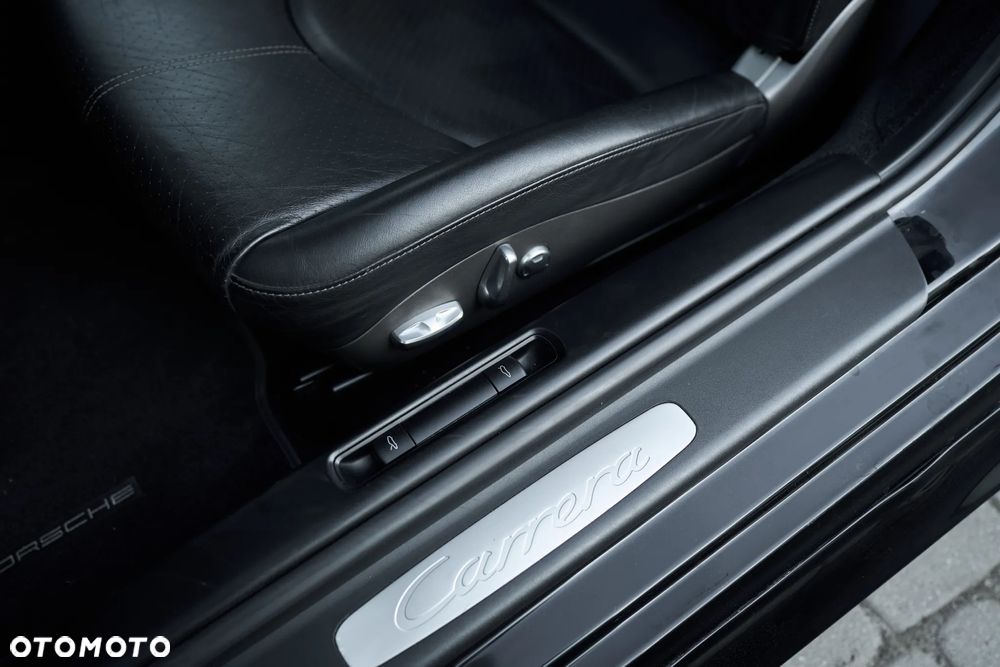 Porsche 911 - 24