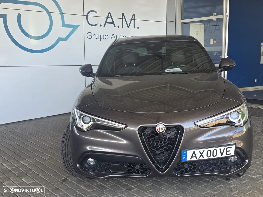 Alfa Romeo Stelvio 2.2 D Sprint AT8 - 3