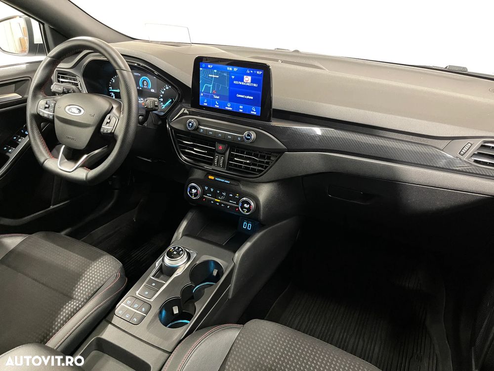 FORD Focus 2021 — imagine 9