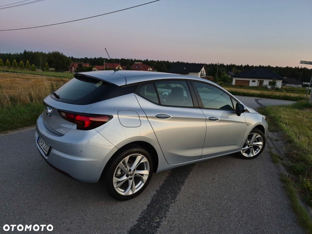 Opel Astra 1.4 Turbo Innovation - 4