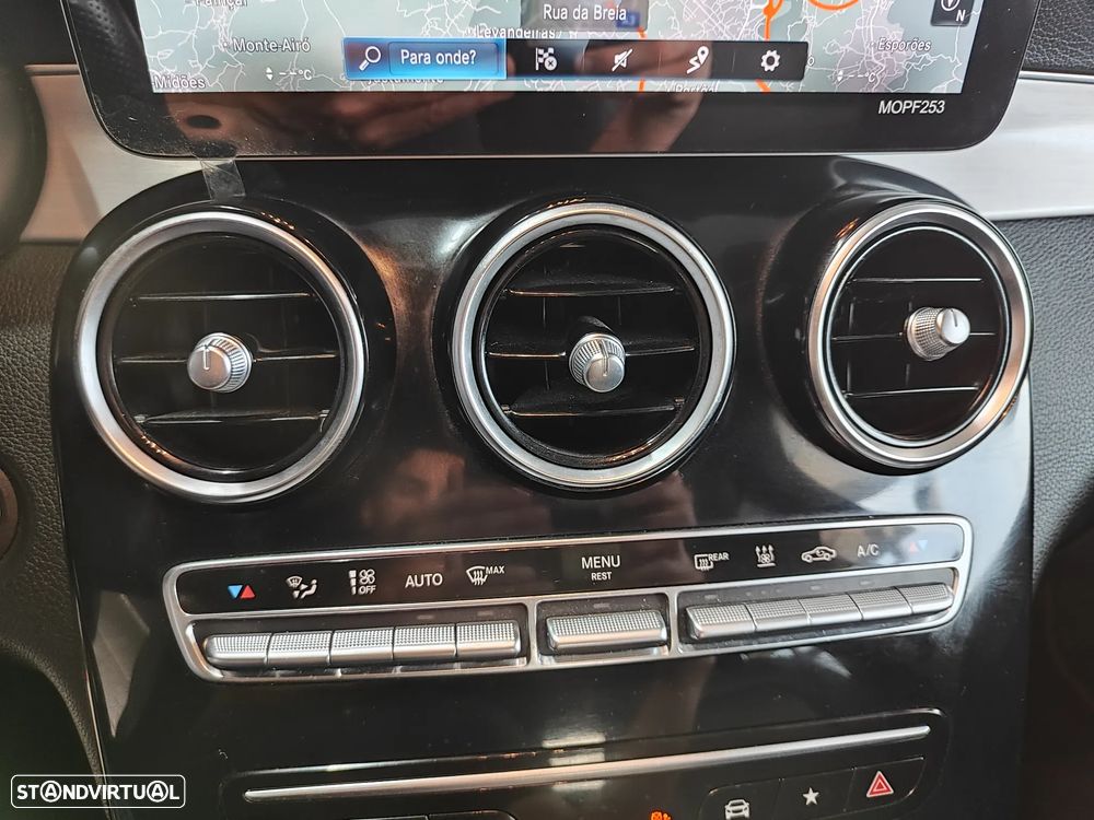 Mercedes-Benz GLC 300 de Coupe 4Matic 9G-TRONIC Edition AMG Line - 31