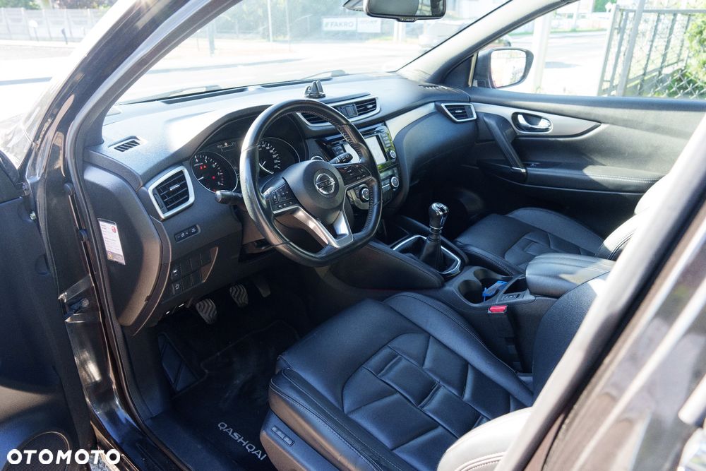 Nissan Qashqai 1.6 DIG-T N-Connecta - 8